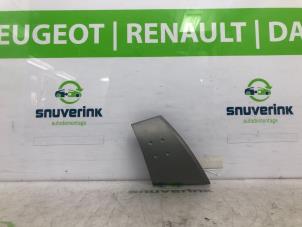 Usagé Poignée de porte avant droite Peugeot 107 1.0 12V Prix € 25,00 Règlement à la marge proposé par Snuverink Autodemontage