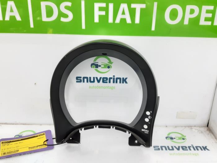 Begagnade Dekorstripe Fiat 500C (312) 1.2 69 Pris € 30,24 Inklusive moms erbjuds av Snuverink Autodemontage