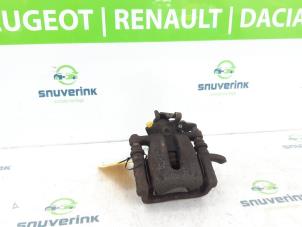Used Rear brake calliper, right Renault Kangoo/Grand Kangoo (KW) 1.6 16V Price € 40,00 Margin scheme offered by Snuverink Autodemontage