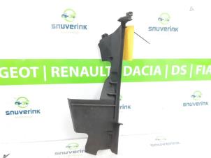 Usados Conductor de aire Renault Megane III Berline (BZ) 1.5 dCi 90 Precio € 20,00 Norma de margen ofrecido por Snuverink Autodemontage
