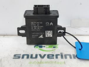 Used Computer lighting module Peugeot 3008 II (M4/MC/MJ/MR) 1.2 12V e-THP PureTech 130 Price € 90,75 Inclusive VAT offered by Snuverink Autodemontage