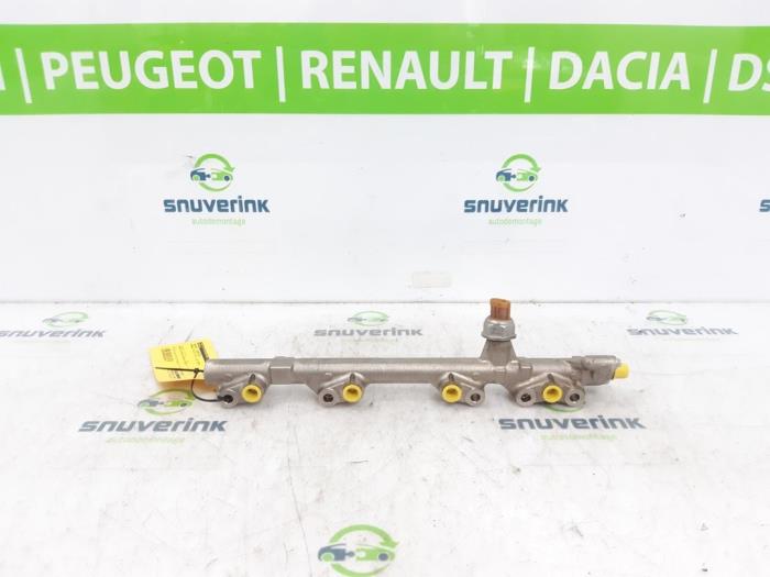 Usagé Système d'injection Renault Clio IV (5R) 1.6 Turbo 16V RS 200 EDC Prix € 134,98 Règlement à la marge proposé par Snuverink Autodemontage