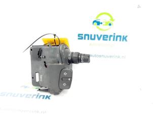 Used Wiper switch Renault Clio III (BR/CR) 1.2 16V 75 Price € 60,00 Margin scheme offered by Snuverink Autodemontage