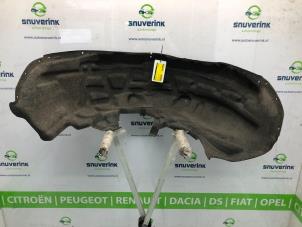 Used Wheel arch liner Volvo XC90 II 2.0 T8 16V Twin Engine AWD Price € 35,00 Margin scheme offered by Snuverink Autodemontage