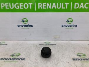 Used Sunroof switch Peugeot 508 SW (8E/8U) 2.0 HDiF 16V Price on request offered by Snuverink Autodemontage