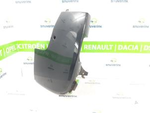 Usados Pieza de parachoques izquierda detrás Opel Vivaro 2.5 CDTI 16V Precio de solicitud ofrecido por Snuverink Autodemontage