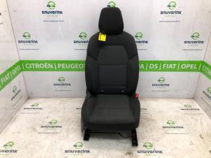 Używane Fotel prawy Renault Clio V (RJAB) 1.0 TCe 90 12V Cena € 275,00 Procedura marży oferowane przez Snuverink Autodemontage