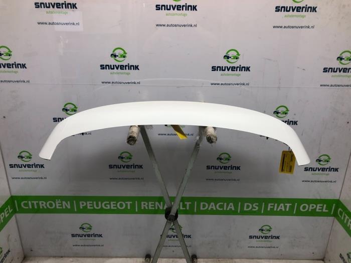 Używane Spojler Renault Clio V (RJAB) 1.0 TCe 90 12V Cena € 56,56 Z VAT oferowane przez Snuverink Autodemontage