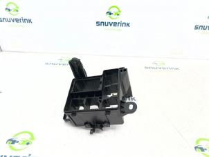 New Fuse box Peugeot 107 1.0 12V Price € 30,25 Inclusive VAT offered by Snuverink Autodemontage
