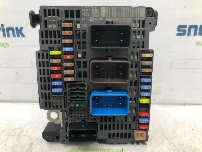 Fuse box Peugeot 508 SW 2.0 HDiF 16V - 9810719280 DELPHI