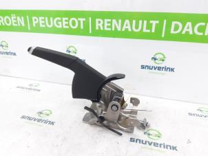 Used Parking brake lever Renault Clio V (RJAB) 1.0 TCe 90 12V Price € 75,00 Margin scheme offered by Snuverink Autodemontage