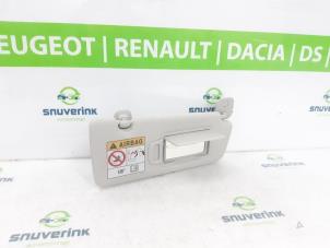 Used Sun visor Renault Clio V (RJAB) 1.0 TCe 90 12V Price € 30,00 Margin scheme offered by Snuverink Autodemontage
