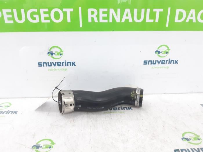 Gebrauchte Intercooler Schlauch Kia Stonic (YB) 1.0i T-GDi 12V Eco-Dynamics+ Preis € 30,59 Margenregelung angeboten von Snuverink Autodemontage