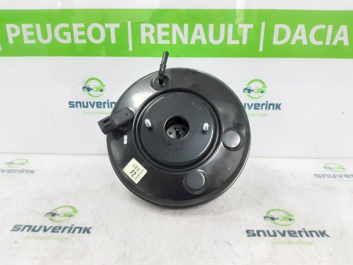 Usagé Servo frein Kia Stonic (YB) 1.0i T-GDi 12V Eco-Dynamics+ Prix € 69,99 Règlement à la marge proposé par Snuverink Autodemontage