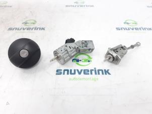 Gebrauchte Zündschloss + Schlüssel Citroen DS3 (SA) 1.4 HDi Preis auf Anfrage angeboten von Snuverink Autodemontage