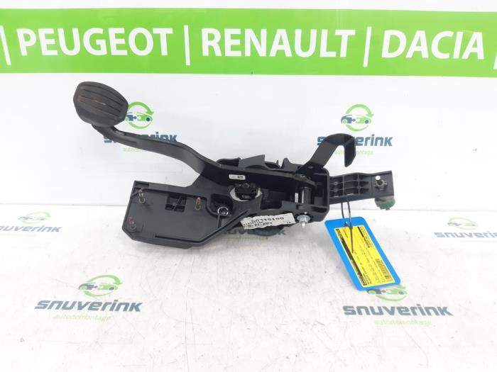 Używane Pedal hamulca Peugeot Expert (V1/VA/VB/VE/VF/VT/VY) 2.0 Blue HDi 120 16V Cena € 36,00 Z VAT oferowane przez Snuverink Autodemontage