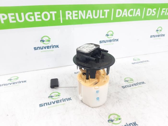 Electric fuel pump from a Peugeot Expert (VA/VB/VE/VF/VY) 2.0 Blue HDi 120 16V 2017