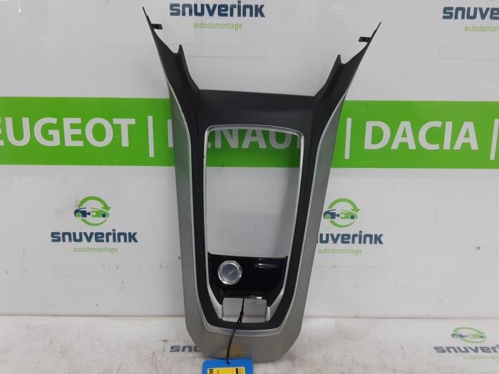 Gebrauchte Start/Stopp Schalter Peugeot 308 (L3/L8/LB/LH/LP) 1.6 BlueHDi 120 Preis € 25,00 Margenregelung angeboten von Snuverink Autodemontage