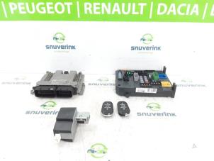 Usados Ordenador de gestión de motor Peugeot 308 (L3/L8/LB/LH/LP) 1.6 BlueHDi 120 Precio de solicitud ofrecido por Snuverink Autodemontage
