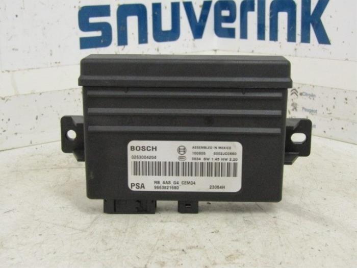 Begagnade PDC-modul Citroen C4 Picasso (UD/UE/UF) 1.6 16V VTi 120 Pris € 24,98 Marginaltabell erbjuds av Snuverink Autodemontage
