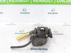Used Rear brake calliper, right Renault Kadjar (RFEH) 1.3 TCE 140 FAP 16V Price € 100,00 Margin scheme offered by Snuverink Autodemontage
