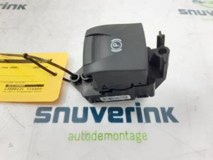 Used Parking brake switch Renault Megane III Berline (BZ) 1.4 16V TCe 130 Price € 30,00 Margin scheme offered by Snuverink Autodemontage