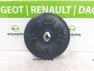 Usagé Enjoliveur moyeu Renault Master IV (FV) 2.3 dCi 145 16V FWD Prix sur demande proposé par Snuverink Autodemontage