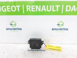 Gebrauchte PDC Modul Renault Master IV (FV) 2.3 dCi 145 16V FWD Preis auf Anfrage angeboten von Snuverink Autodemontage