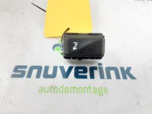 Gebrauchte PDC Schalter Renault Master IV (FV) 2.3 dCi 145 16V FWD Preis auf Anfrage angeboten von Snuverink Autodemontage