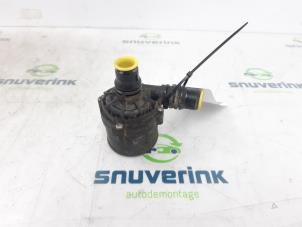 Usados Bomba de agua Toyota ProAce Electric Precio de solicitud ofrecido por Snuverink Autodemontage