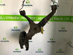 Used Rear wishbone, left Volkswagen Transporter T6 2.0 TDI 150 Price on request offered by Snuverink Autodemontage