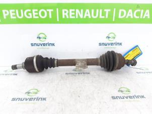 Used Front drive shaft, right Peugeot 308 SW (4E/H) 1.6 VTI 16V Price € 30,00 Margin scheme offered by Snuverink Autodemontage