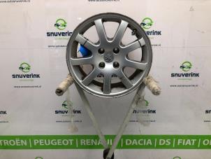 Usagé Jante Peugeot 206 CC (2D) 1.6 16V Prix € 75,00 Règlement à la marge proposé par Snuverink Autodemontage