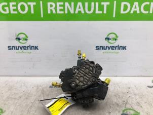 Used Mechanical fuel pump Nissan Primastar 2.0 dCi 90 Price on request offered by Snuverink Autodemontage