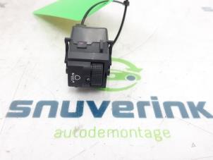 Used AIH headlight switch Opel Astra L (F3/FB/FM/FP) 1.2 Turbo 110 12V Price € 20,00 Margin scheme offered by Snuverink Autodemontage