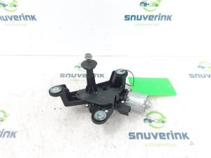 Used Rear wiper motor Opel Astra L (F3/FB/FM/FP) 1.2 Turbo 110 12V Price € 35,00 Margin scheme offered by Snuverink Autodemontage
