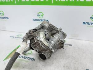 Styrbox från en Opel Astra L (F3/FB/FM/FP) 1.2 Turbo 110 12V 2022