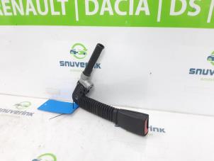 Used Front seatbelt buckle, left Peugeot Boxer (U9) 2.2 HDi 100 Euro 4 Price on request offered by Snuverink Autodemontage
