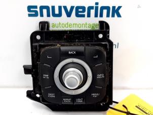 Used Radio control panel Renault Scénic III (JZ) 2.0 16V CVT Price € 50,00 Margin scheme offered by Snuverink Autodemontage
