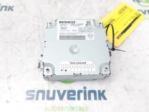 Used Camera module Renault Scénic III (JZ) 2.0 16V CVT Price on request offered by Snuverink Autodemontage