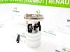 Electric fuel pump from a Renault Clio IV (5R) 0.9 Energy TCE 90 12V 2013