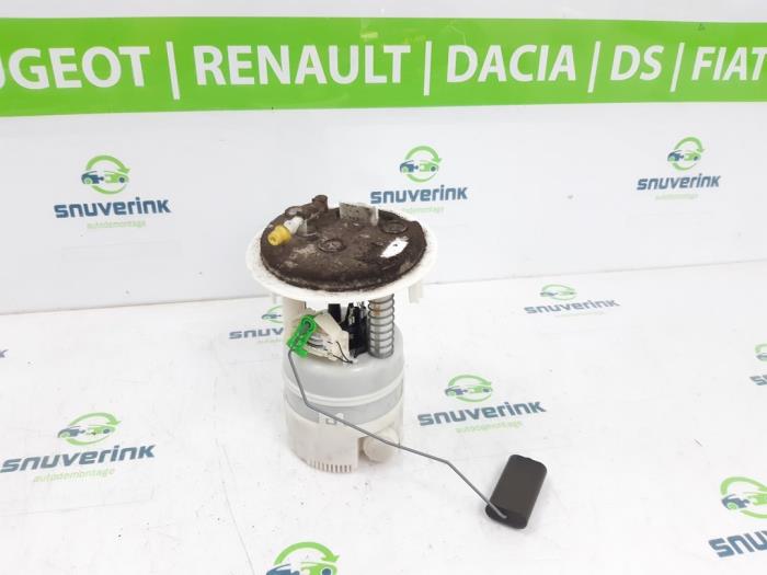 Usagé Pompe à carburant Peugeot 308 (4A/C) 1.4 VTI 16V Prix € 30,00 Règlement à la marge proposé par Snuverink Autodemontage