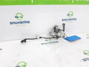 Used Bonnet lock mechanism Peugeot 108 1.0 12V Price on request offered by Snuverink Autodemontage