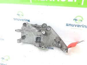 Used Alternator upper bracket Citroen C3 (SC) 1.4 Price € 50,00 Margin scheme offered by Snuverink Autodemontage