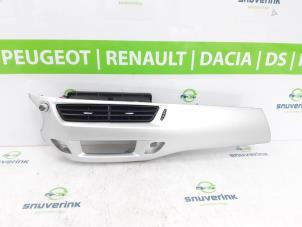 Usagé Elément tableau de bord Citroen C3 (SC) 1.4 Prix € 80,00 Règlement à la marge proposé par Snuverink Autodemontage