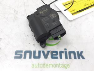 Usagé Clapet chauffage moteur Volkswagen Transporter/Caravelle T6 2.0 TDI 150 Prix sur demande proposé par Snuverink Autodemontage