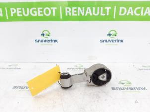 Używane Wspornik silnika Renault Laguna III Estate (KT) 1.5 dCi 110 FAP Cena € 30,00 Procedura marży oferowane przez Snuverink Autodemontage