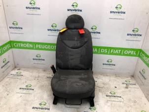 Used Seat, left Citroen C2 (JM) 1.1 Price € 100,00 Margin scheme offered by Snuverink Autodemontage