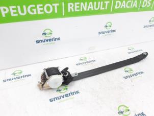 Usados Cinturón de seguridad derecha detrás Peugeot 308 SW (L4/L9/LC/LJ/LR) 1.6 BlueHDi 120 Precio € 42,34 IVA incluido ofrecido por Snuverink Autodemontage
