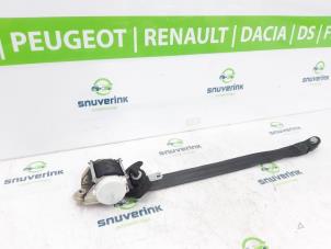 Used Rear seatbelt, left Peugeot 308 SW (L4/L9/LC/LJ/LR) 1.6 BlueHDi 120 Price € 42,35 Inclusive VAT offered by Snuverink Autodemontage